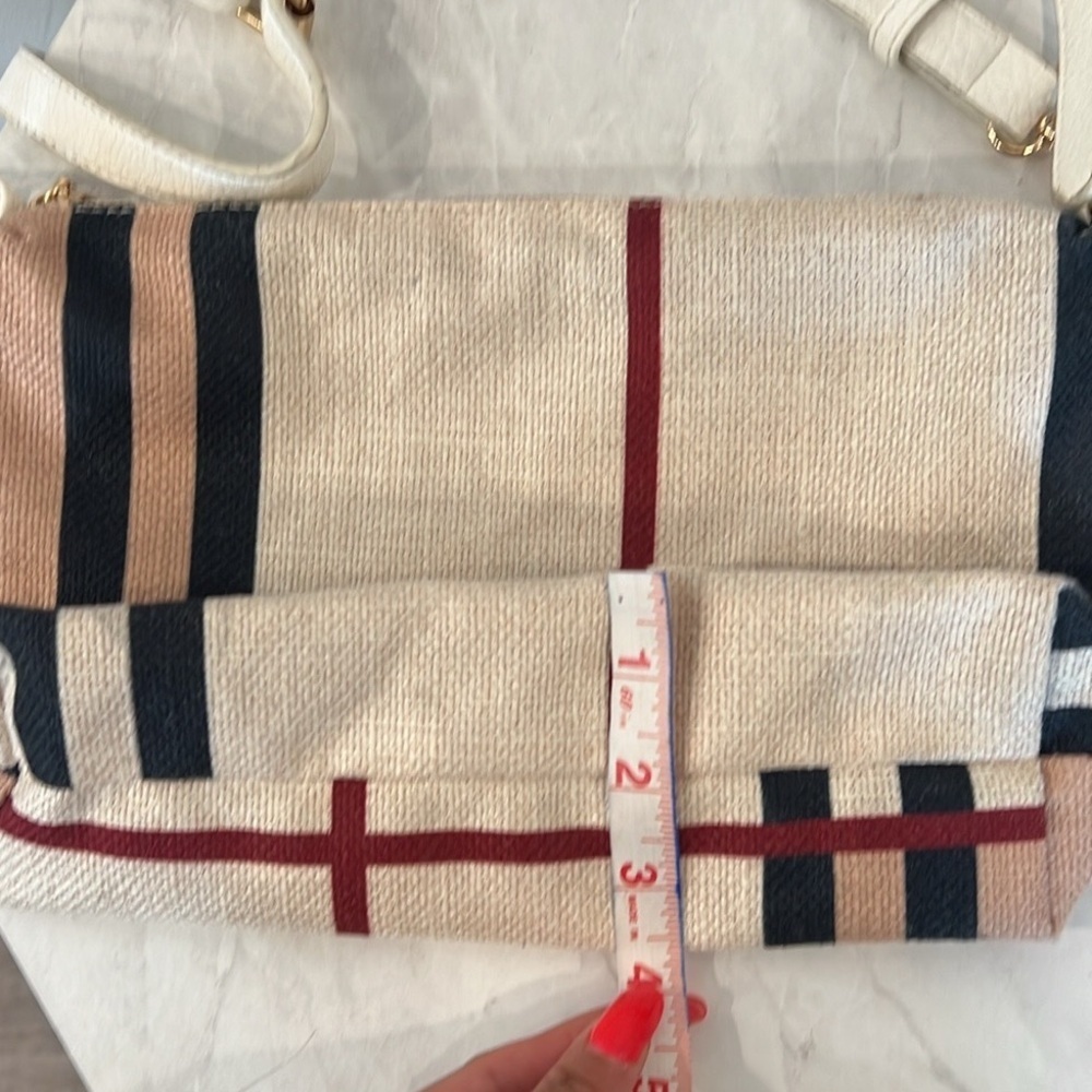 🔥Stylish Plaid Crossbody Bag - White, Black, Red🔥 - Picture 4 of 4